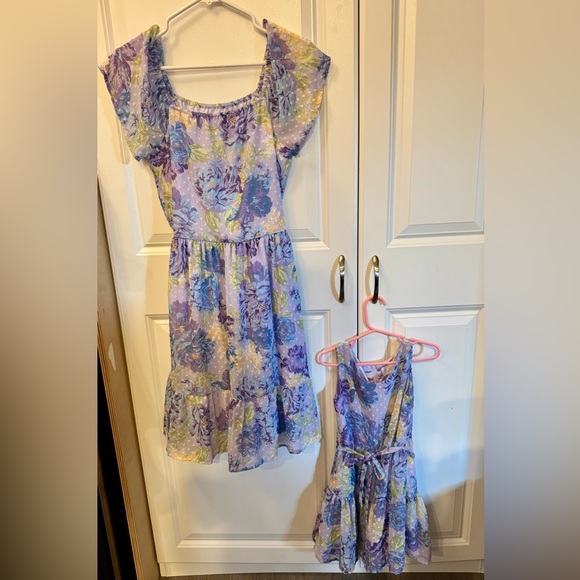 Mommy and Me spring dresses - Picture 1 of 3